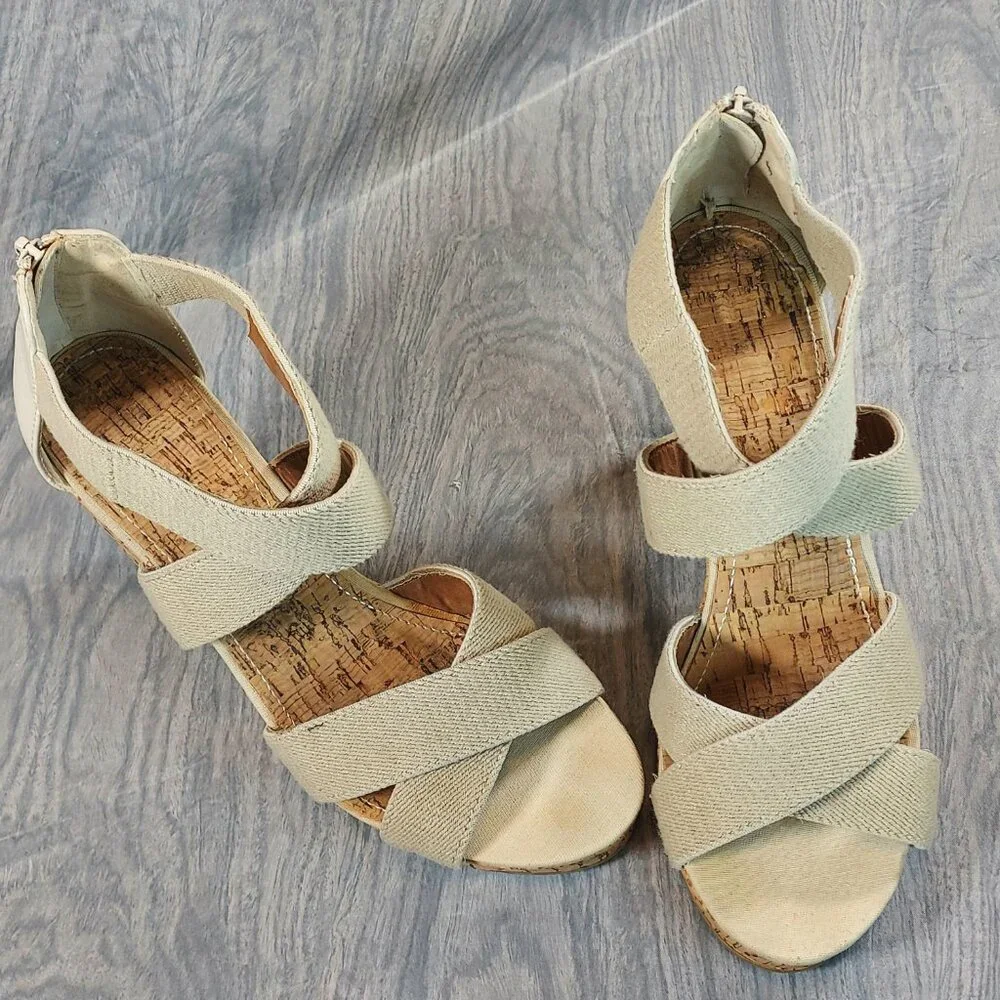 Unbranded Women's Sandals Strappy Wedge Heel Shoes Khaki Tan Rear Zipper Size 10